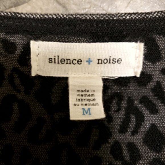 Silence + Noise Bodycon Leopard Print Dress - Picture 4 of 7